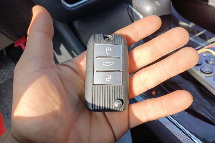 荣威i6 2018款 20T 自动旗舰版中控内饰7001