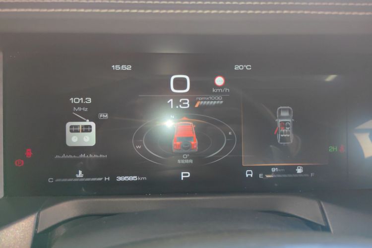 坦克300 2023款 越野版 2.0T 征服者中控内饰14