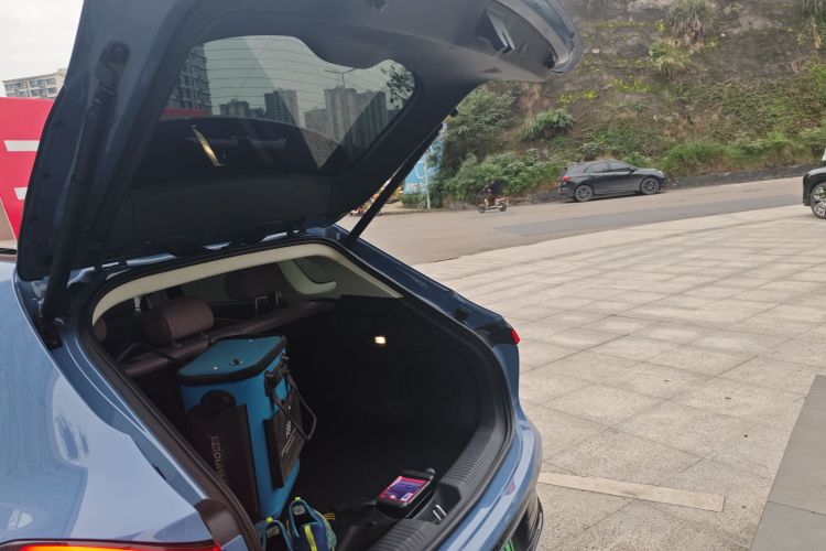 红旗天工06 2025款 660 四驱 智选版局部细节23