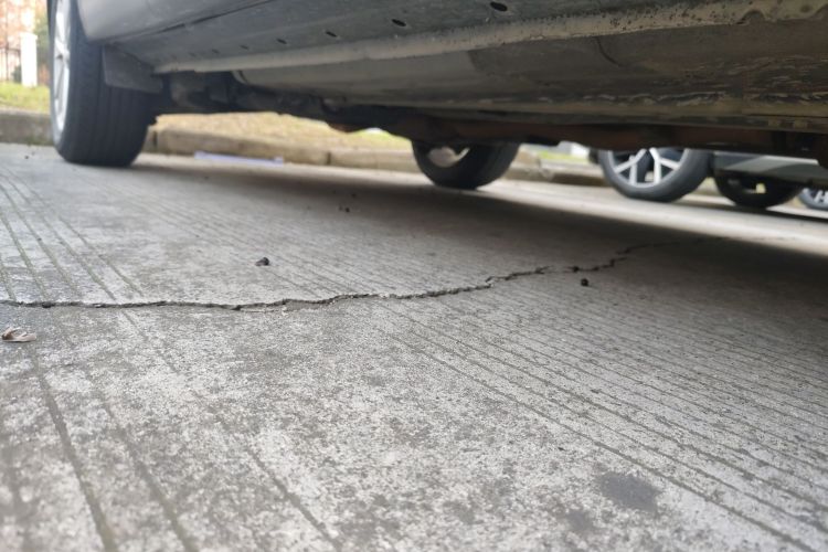 日产 逍客 2016款 2.0L CVT精英版局部细节9001