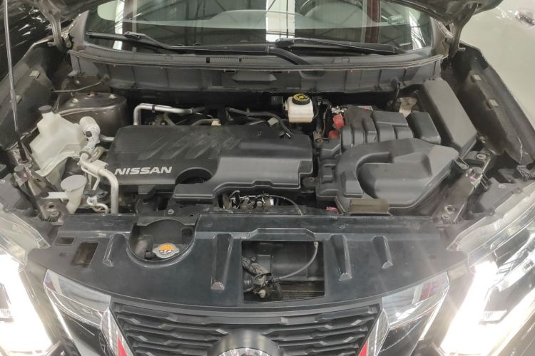 日产 奇骏 2021款 2.0L CVT 2WD XL Premium尊享纪念版局部细节24