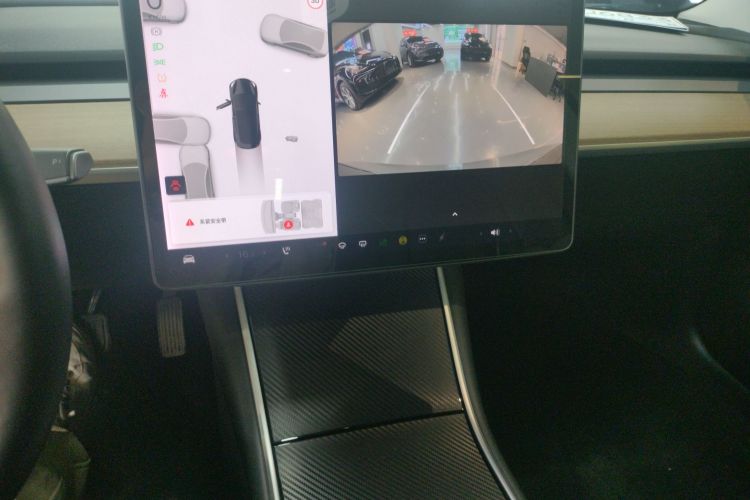 特斯拉 Model 3 2019款 标准续航后驱升级版局部细节16