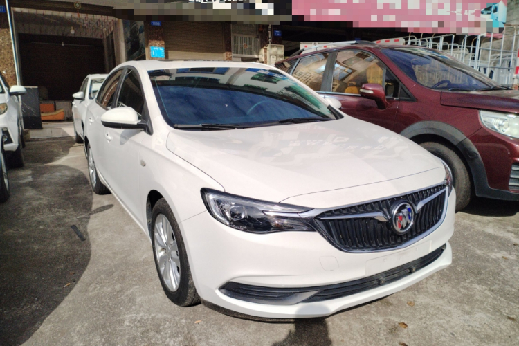 别克 英朗 2021款 改款 典范 1.5L 自动精英型车身外观3