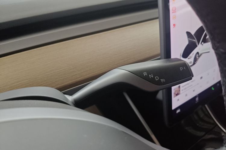 特斯拉 Model 3 2019款 标准续航后驱升级版中控内饰18