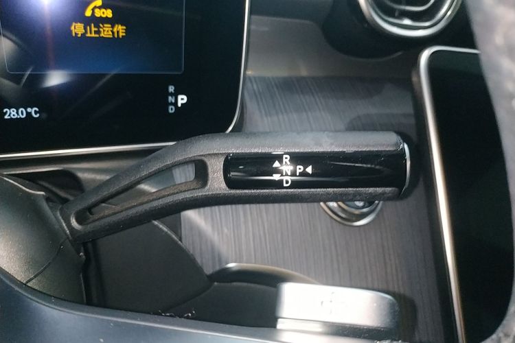 奔驰C级 2023款 改款 C 260 L 运动版中控内饰18