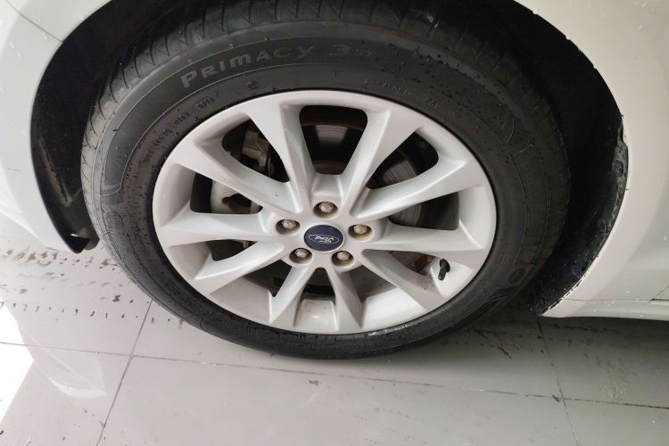 福特 蒙迪欧 2018款 EcoBoost 180 时尚型车身外观6005