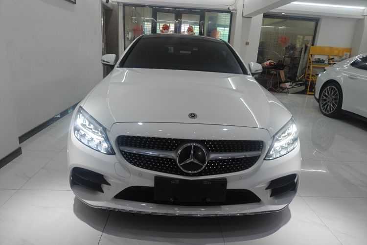 奔驰C级(进口) 2020款 C 260 轿跑车车身外观2
