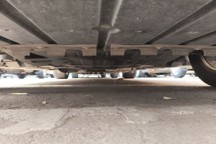 捷豹XJ 2015款 XJL 3.0 SC 典雅商务80周年典藏版局部细节9008