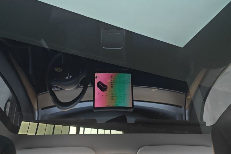 特斯拉 Model Y 2021款 长续航全轮驱动版局部细节22