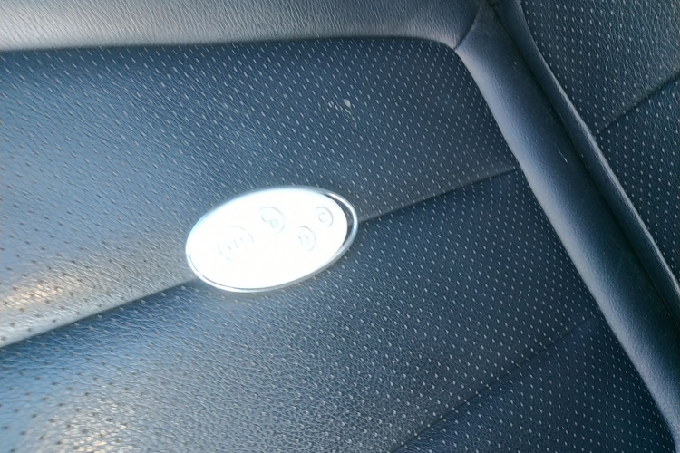 比亚迪 宋MAX新能源 2019款 DM 1.5T 智联致耀型 7座 国V中控内饰11