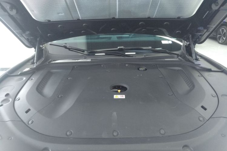 鸿蒙智行 问界M5 2022款 增程后驱标准版机舱底盘24