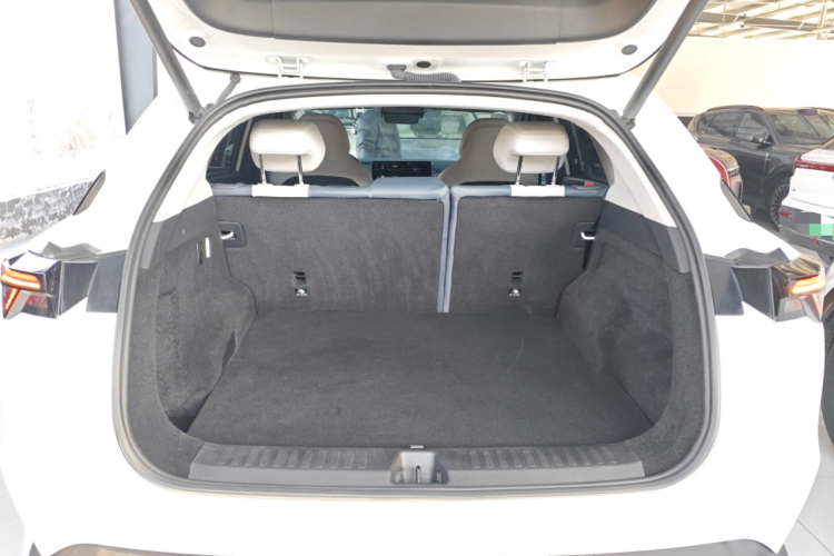 ARCFOX极狐 极狐 阿尔法T5(ARCFOX αT5) 2025款 630 神行版局部细节23