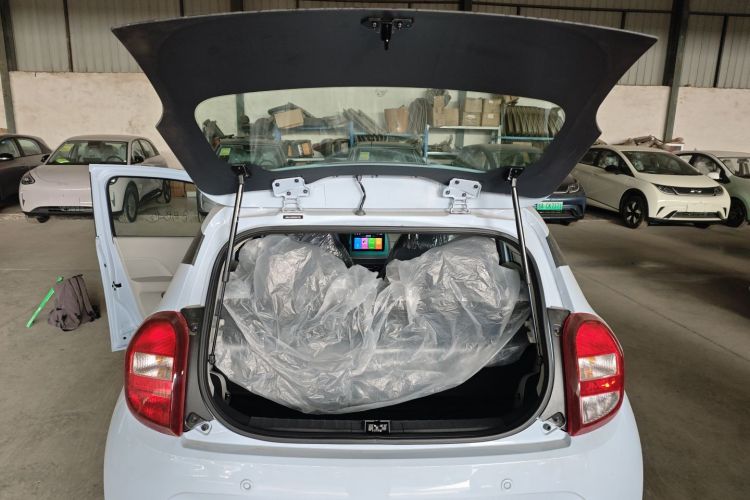 江铃集团新能源 易至EV2 2026款 PLUS+ 舒适型机舱底盘23