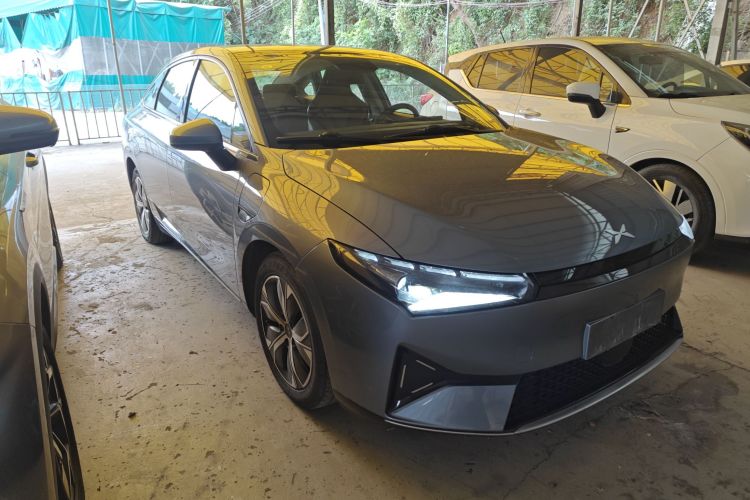 小鹏P5 2022款 460E+车身外观6002