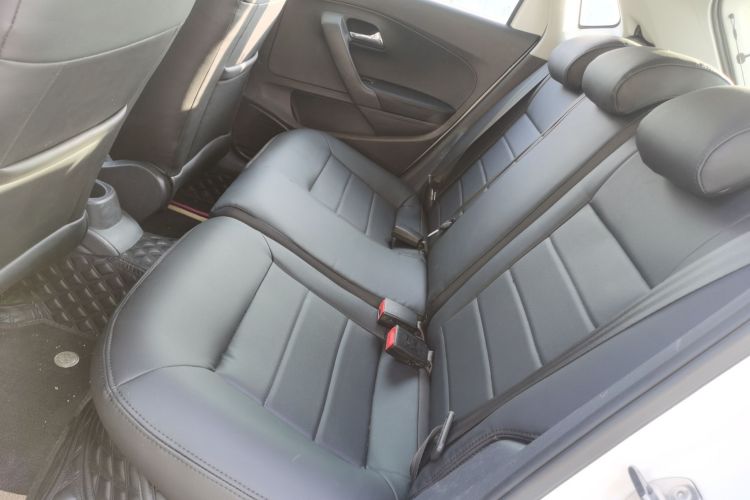 大众 Polo 2016款 1.6L 自动舒适型中控内饰7004