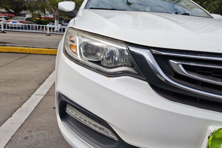 吉利汽车 远景 2018款 1.5L 自动幸福版车身外观8