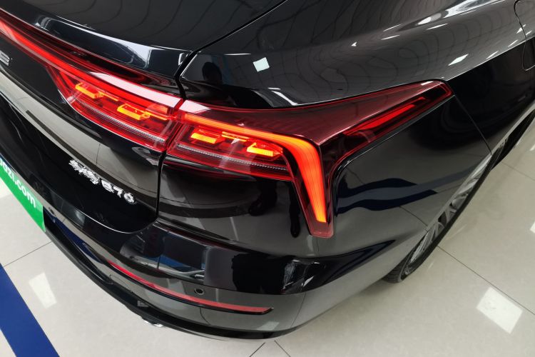 奔腾B70 2025款 龙耀版 1.5T 欢享型车身外观9