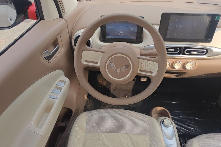 五菱汽车 宏光MINIEV 2025款 四门版 臻享+款中控内饰13