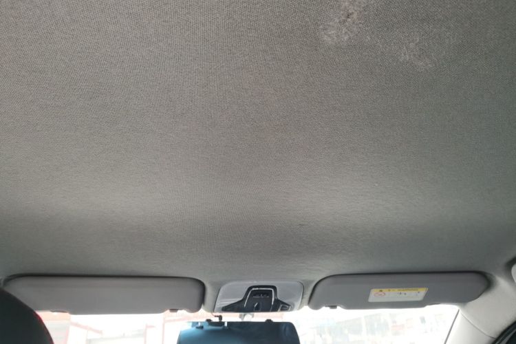 奇瑞 瑞虎3X 2021款 改款 钻石版 1.5L 手动2克拉中控内饰22