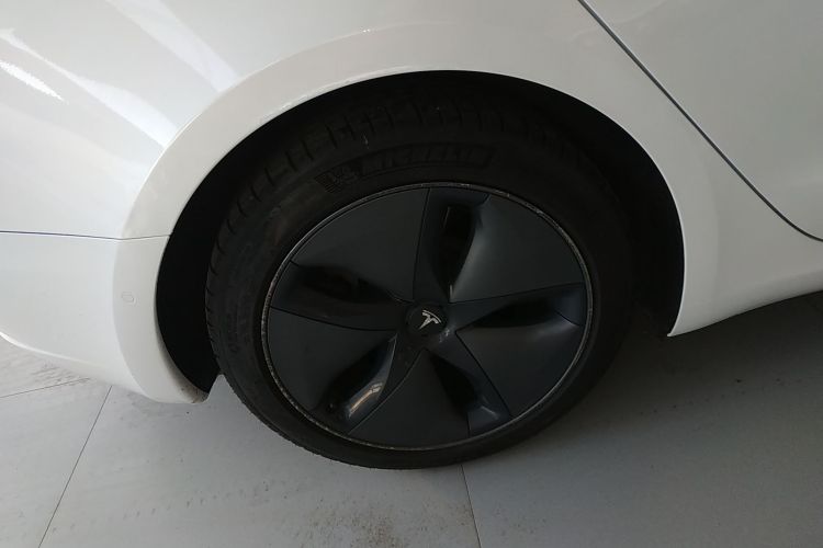 特斯拉 Model 3(进口) 2019款 标准续航后驱升级版(60度)车身外观6008