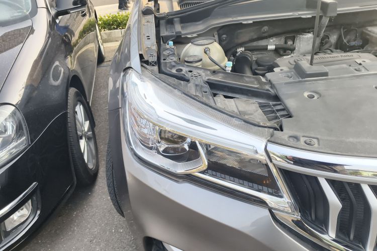 中华V6 2018款 1.5T 自动尊贵型车身外观6006