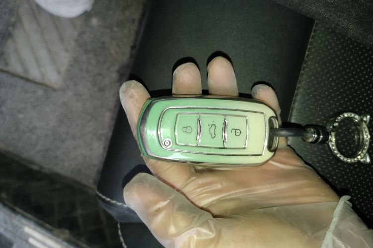 吉利汽车 帝豪 2018款 1.5L CVT向上互联版中控内饰11