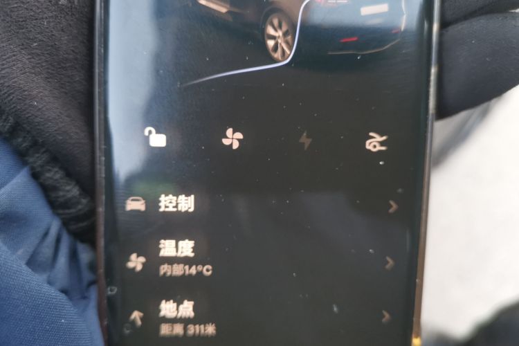 特斯拉 Model Y 2021款 标准续航后驱版中控内饰11