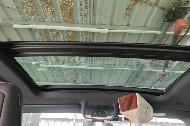 宝马X2 2021款 改款 sDrive25i 曜夜版局部细节22