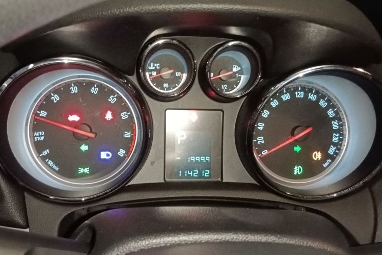 别克 昂科拉 2015款 1.4T 自动两驱都市精英型中控内饰14