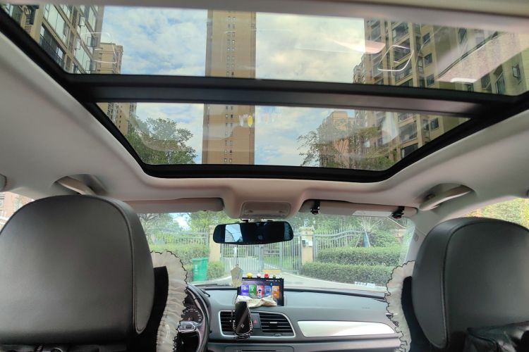 奥迪Q3 2013款 35 TFSI 舒适型局部细节22