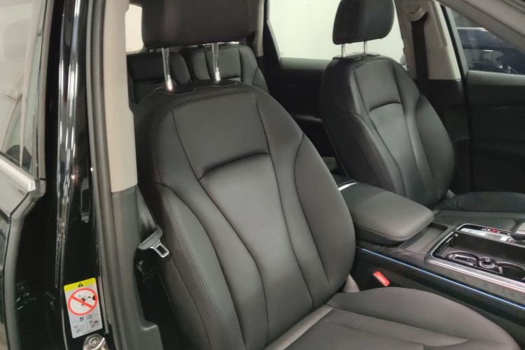 奥迪Q7 2020款 55 TFSI quattro S line运动型局部细节41