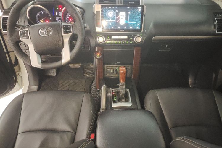 丰田 普拉多 2016款 3.5L 自动TX-L中控内饰12