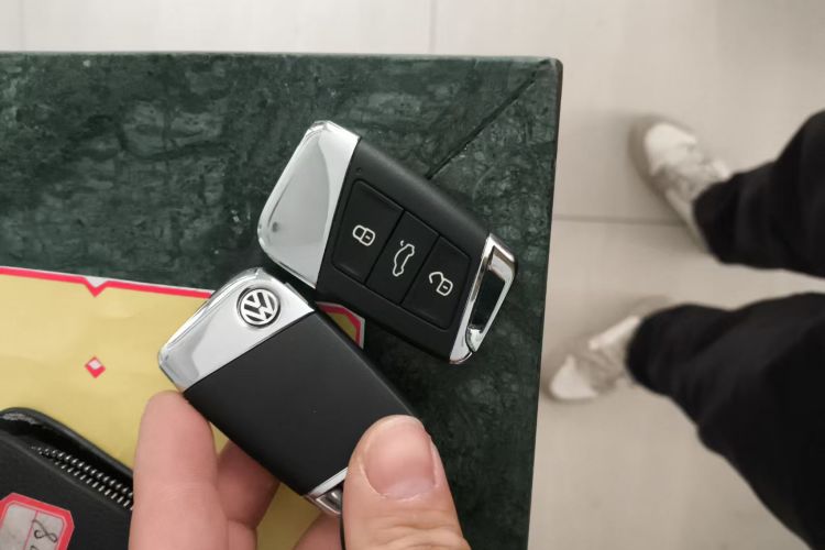 大众 帕萨特 2019款 330TSI 精英版 国VI中控内饰11