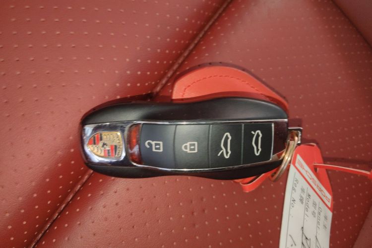 保时捷718 2020款 Boxster 2.0T中控内饰7001