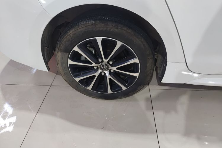 丰田 雷凌 2023款 TNGA 1.5L CVT进取版车身外观6008