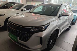 蓝电E5 2023款 1.5L DE-i 100KM畅享型 7座