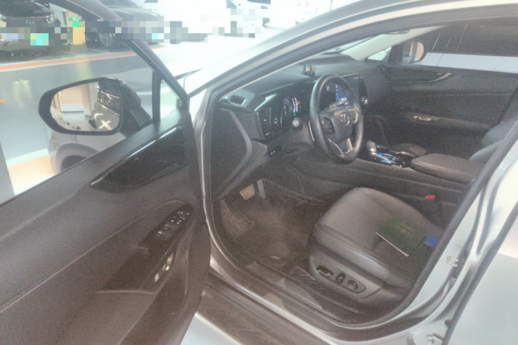雷克萨斯NX 2022款 350h 前驱 创悦版中控内饰20