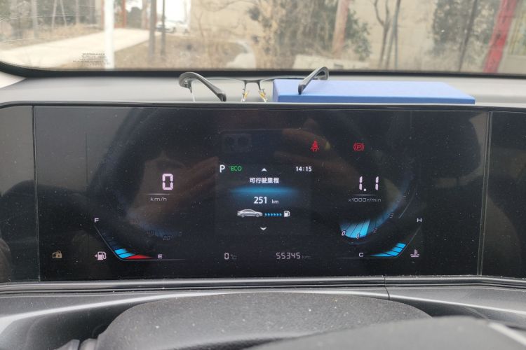 长安 逸动 2020款 PLUS 蓝鲸NE 1.4T GDI DCT尊贵型中控内饰14