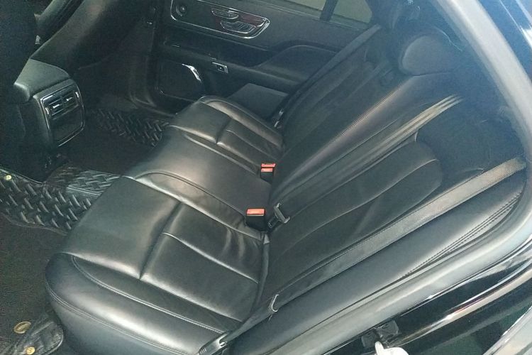 林肯大陆 2017款 3.0T 四驱尊耀版中控内饰21