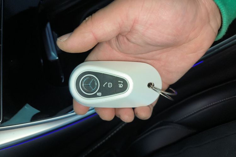 奔驰C级 2022款 C 260 L 运动版中控内饰11