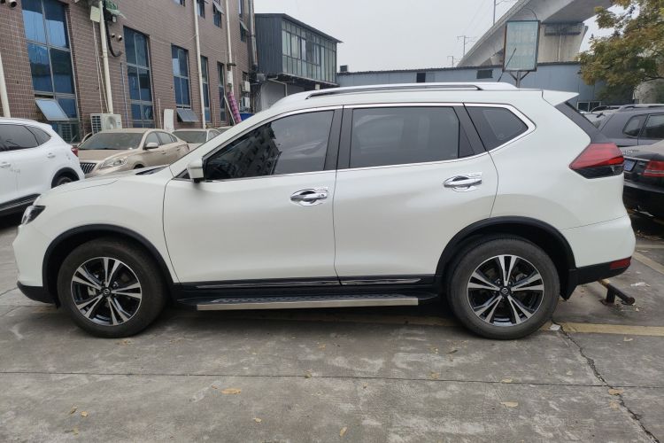日产 奇骏 2021款 2.5L CVT 4WD XL ITS豪华领航版车身外观4