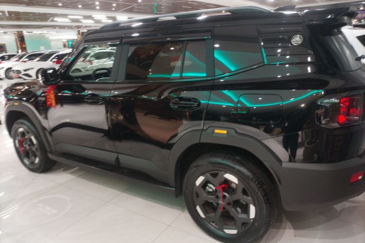 捷途自由者 2025款 2.0TD 自动XWD征服车身外观4