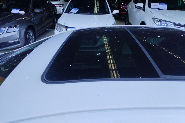 别克 君越 2016款 改款 20T 领先型车身外观57