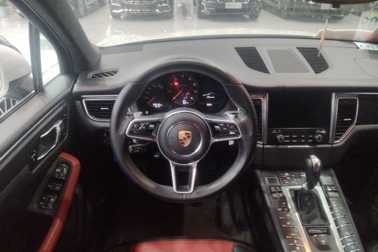 保时捷 2017款  Macan 2.0T中控内饰13