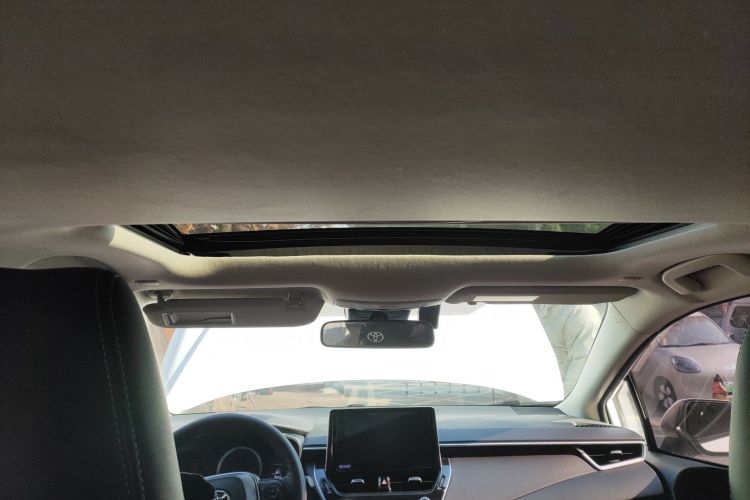 丰田 卡罗拉 2024款 1.2T 精英版中控内饰22