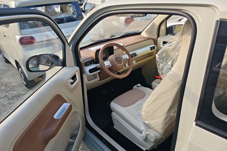 五菱汽车 宏光MINIEV 2024款 第三代 215km 青春版中控内饰20