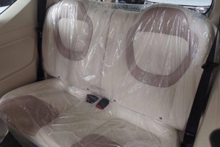 五菱汽车 宏光MINIEV 2024款 第三代 215km 青春版中控内饰21