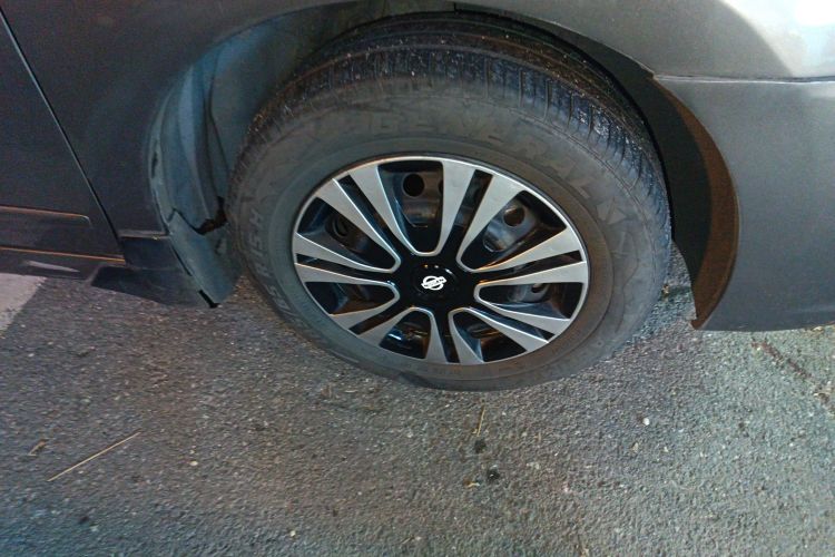 日产 轩逸 2018款 经典 1.6XE CVT舒适版车身外观10