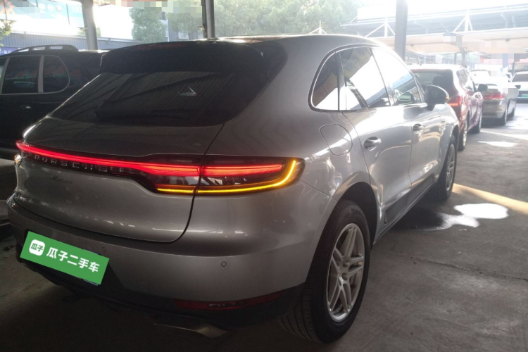 保时捷 2018款 Macan 2.0T车身外观6005