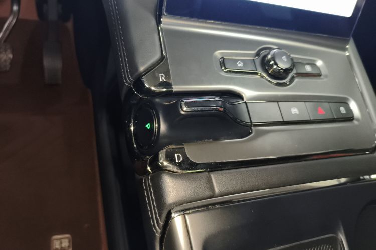 蔚来ES6 2022款 75kWh 签名版中控内饰18